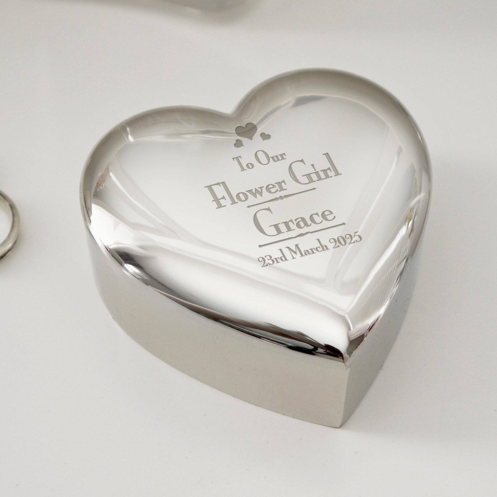 P0102S35 Personalised ‘Flower Girl’ Decorative Hearts Motif Wedding Heart Shaped Silver Nickel Plated Trinket Box Personalised ‘Flower Girl’ Decorative Hearts Motif Wedding Heart Shaped Silver Nickel Plated Trinket Box - Image 1