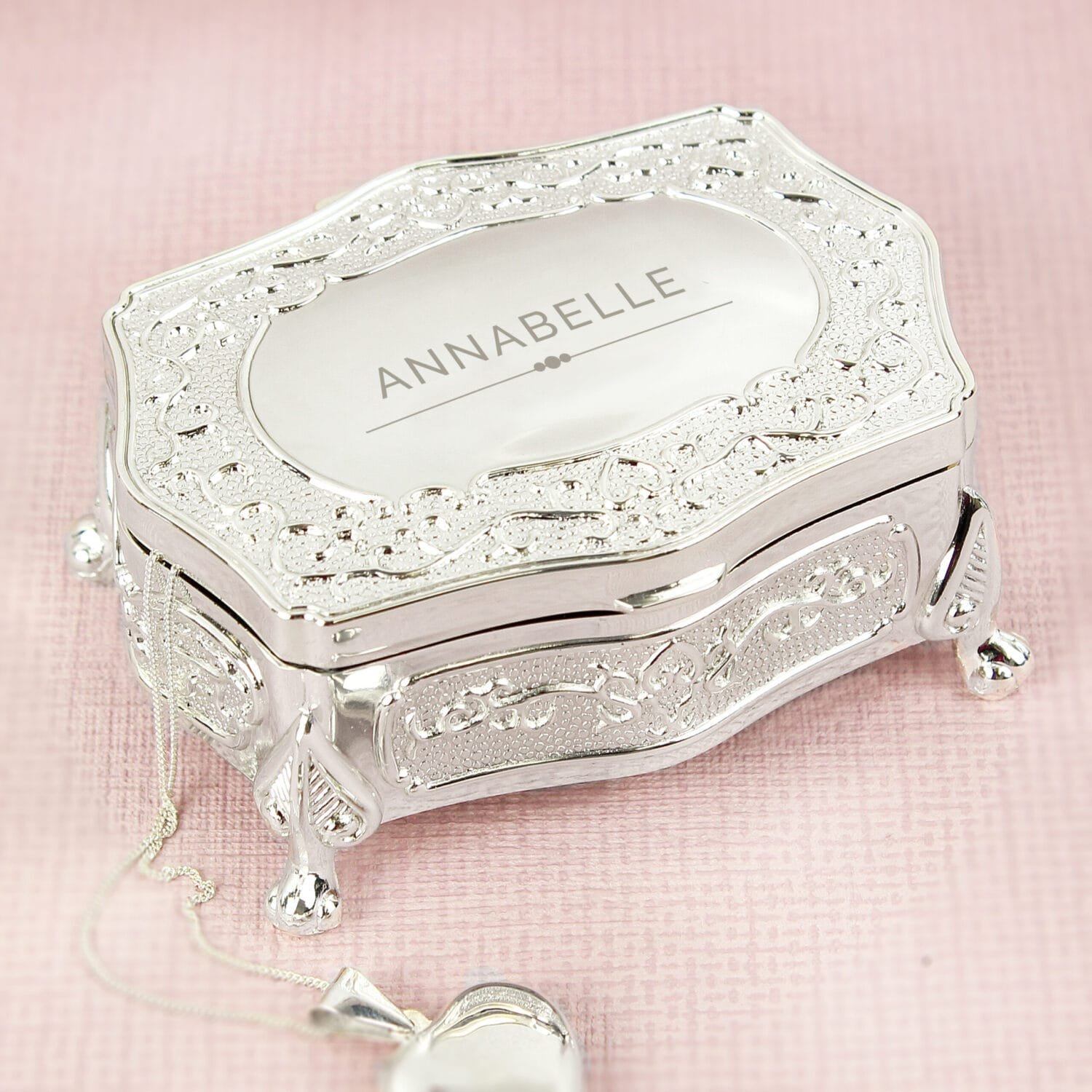 P0102U66 Personalised Any Message Classic Small Antique Style Silver Finish Trinket Box Personalised Name/Role Classic Small Antique Style Silver Finish Trinket Box - Image 1