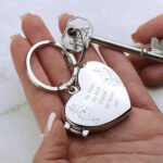 Personalised Any Message Floral Design Heart Shaped Photo Frame Silver Nickel Plated Keyring - Image 5