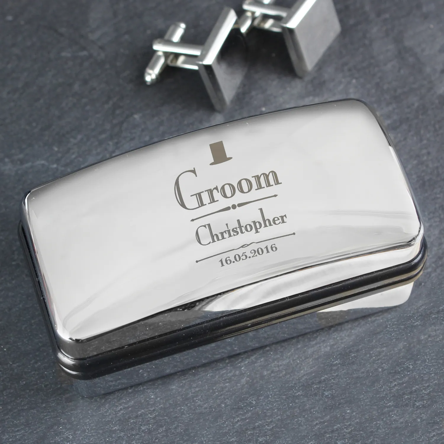 P0103A50 Personalised ‘Groom’ Decorative Top Hat Motif Wedding Chrome Plated Cufflink Box Personalised ‘Groom’ Decorative Top Hat Motif Wedding Chrome Plated Cufflink Box - Image 1