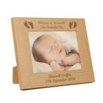 Personalised Baby Feet Motif 7x5 Landscape Oak Finish Photo Frame - Image 4