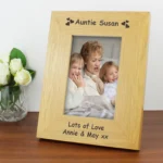 Personalised Any Message Hearts Motif 4x6 Portrait Oak Finish Photo Frame
