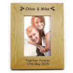 Personalised Any Message Hearts Motif 4x6 Portrait Oak Finish Photo Frame - Image 3