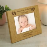 Personalised Baby Footprints Motif 6x4 Landscape Oak Finish Photo Frame - Image 3