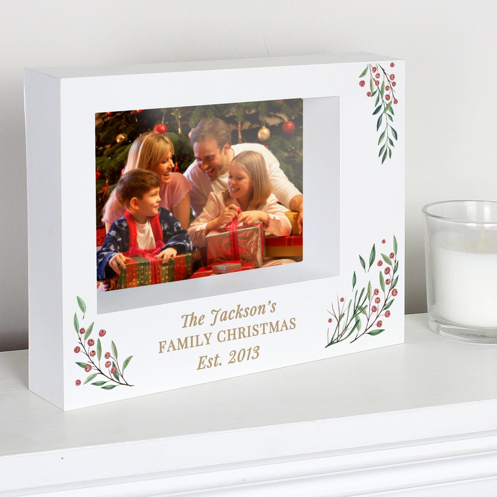 P100847 Personalised Christmas Foliage Design 7×5 Landscape White Plastic Box Photo Frame Personalised Christmas Foliage Design 7×5 Landscape White Plastic Box Photo Frame - Image 1