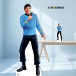 Spock with Phaser (Star Trek: The Original Series) Official Lifesize + Mini Cardboard Cutout / Standee - Image 5