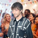 Louis Tomlinson (English Singer/Songwriter) Lifesize + Mini Cardboard Cutout / Standee - Image 6