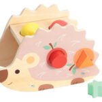 Classic World Wooden Hedgehog Pounding Bench - Image 3