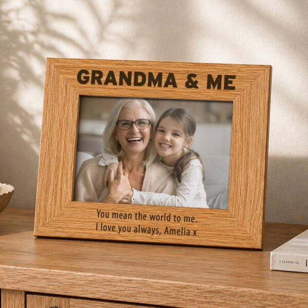 Personalised Bold Text Any Message 6x4 Landscape Oak Finish Photo Frame