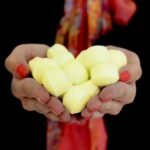 Ancient Wisdom 1.3Kg Box of Chill Pills Piña Colada Mini Bath Bombs - Image 2