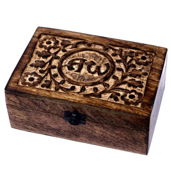Ancient Wisdom Carved Floral AW Mango Wood Aromathrapy Box (Holds 24x 10ml Bottles)