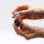 Ancient Wisdom Tiger Eye Gem Bracelet Bath Bomb - Image 3