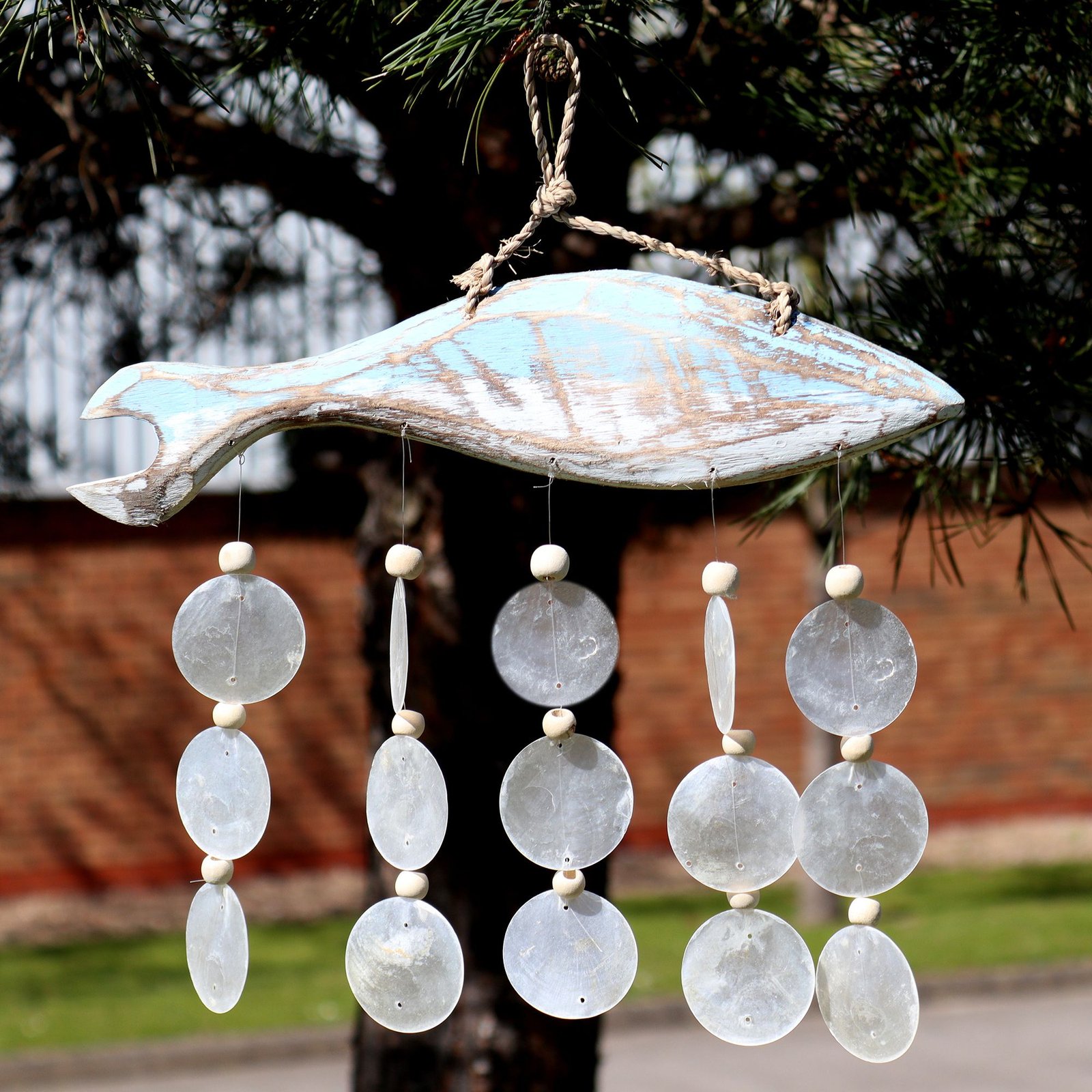 bG9jYWw6Ly9tZWRpYS9ISi80Qy82MFIzMEMxSDc0U0s0Q0hKL2MxZjY5OGFkLmpwZWc.jpg Ancient Wisdom Bluewash Fish Carving & Natural Copis Drop Wind Chime - Image 1