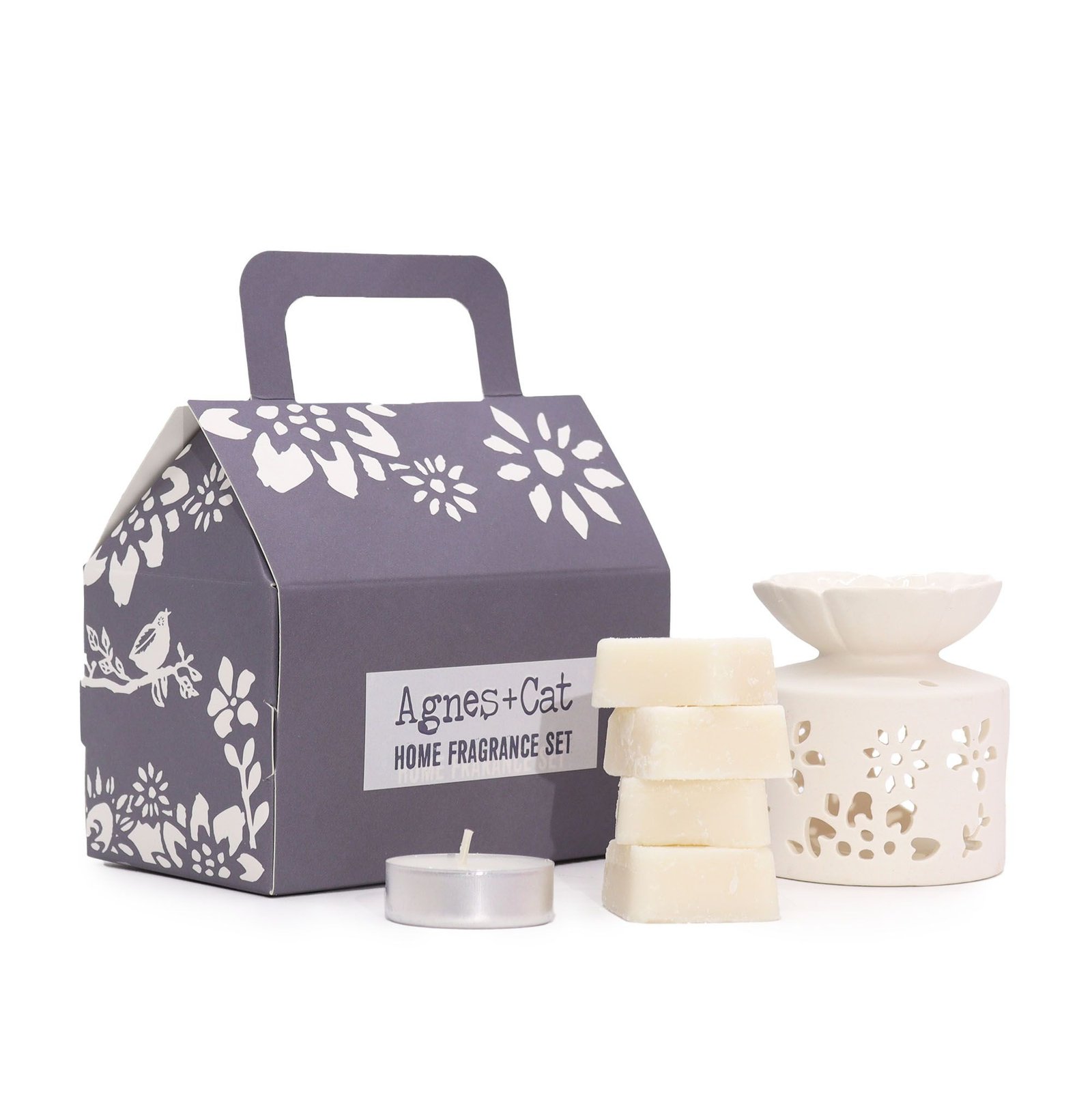 bG9jYWw6Ly9tZWRpYS9ITi9DQy82MFIzMEMxSjY0VEtDQ0hOLzQ3YmIyM2YzLmpwZw.jpg Agnes + Cat Windemere Home Fragrance Gift Set - Image 1