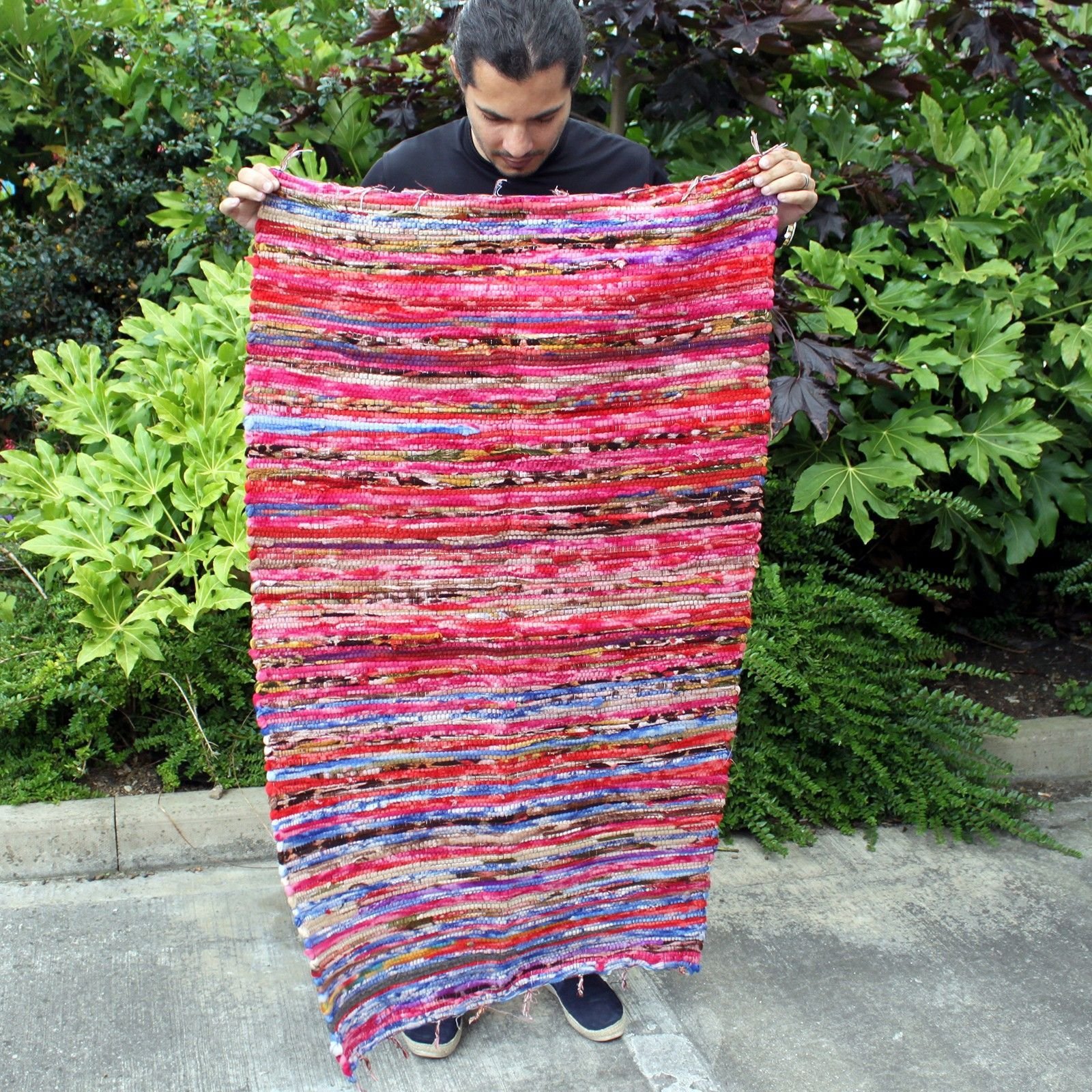 Vrug-02 Ancient Wisdom Medium Indian Cotton Rag Rug (128 x 75cm) Ancient Wisdom Handmade Medium Indian Cotton Rag Rug (128 x 75cm) - Image 1