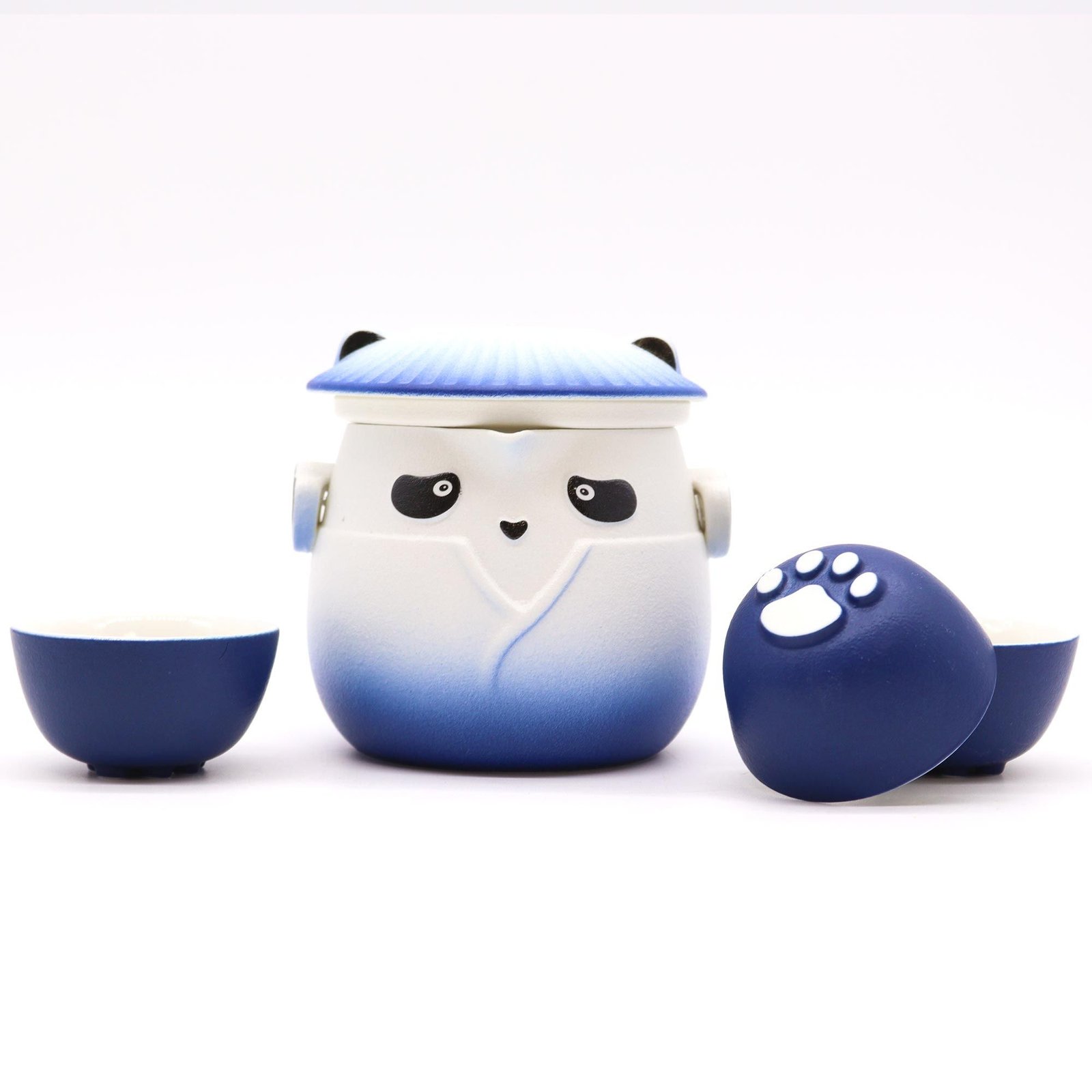 bG9jYWw6Ly9tZWRpYS8xRy8yRS82MFIzMEMxSDc0UjMyRTFHLzgwMDMxZmJjLmpwZWc.jpg Ancient Wisdom Ceramic Panda Teapot & Three Cups Set – Sky Blue - Image 1
