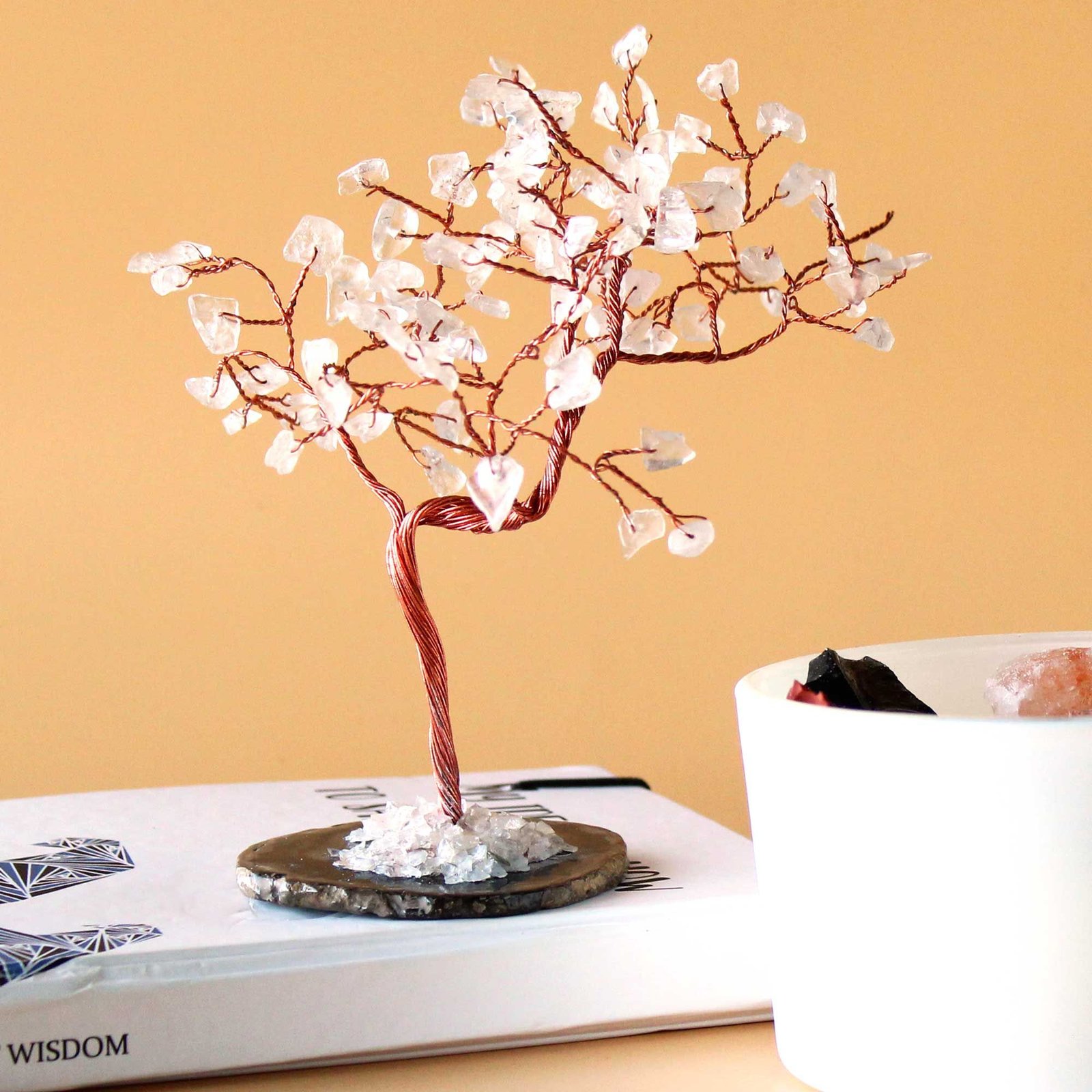 bG9jYWw6Ly9tZWRpYS8xUi9FQy82MFIzMEMxRzZXUjNFQzFSL2ZlNTZlMzc2LmpwZWc.jpg Ancient Wisdom Large Rock Quartz On Black Agate Base (100 Stones) Gemstone Tree - Image 1