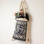 Ancient Wisdom Iconic Toni Natural Cotton Nomad Sari Tote Bag – Nobody Knows - Image 3