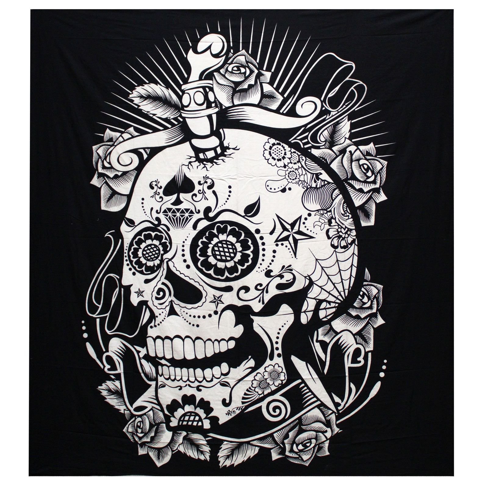 bG9jYWw6Ly9tZWRpYS9TUS9KQy82MFIzMEMxRzZNV0tKQ1NRLzRmNmUzZmNiLmpwZWc.jpg Ancient Wisdom Black & White Double Cotton Bedspread + Wall Hanging – Rose Skull - Image 1