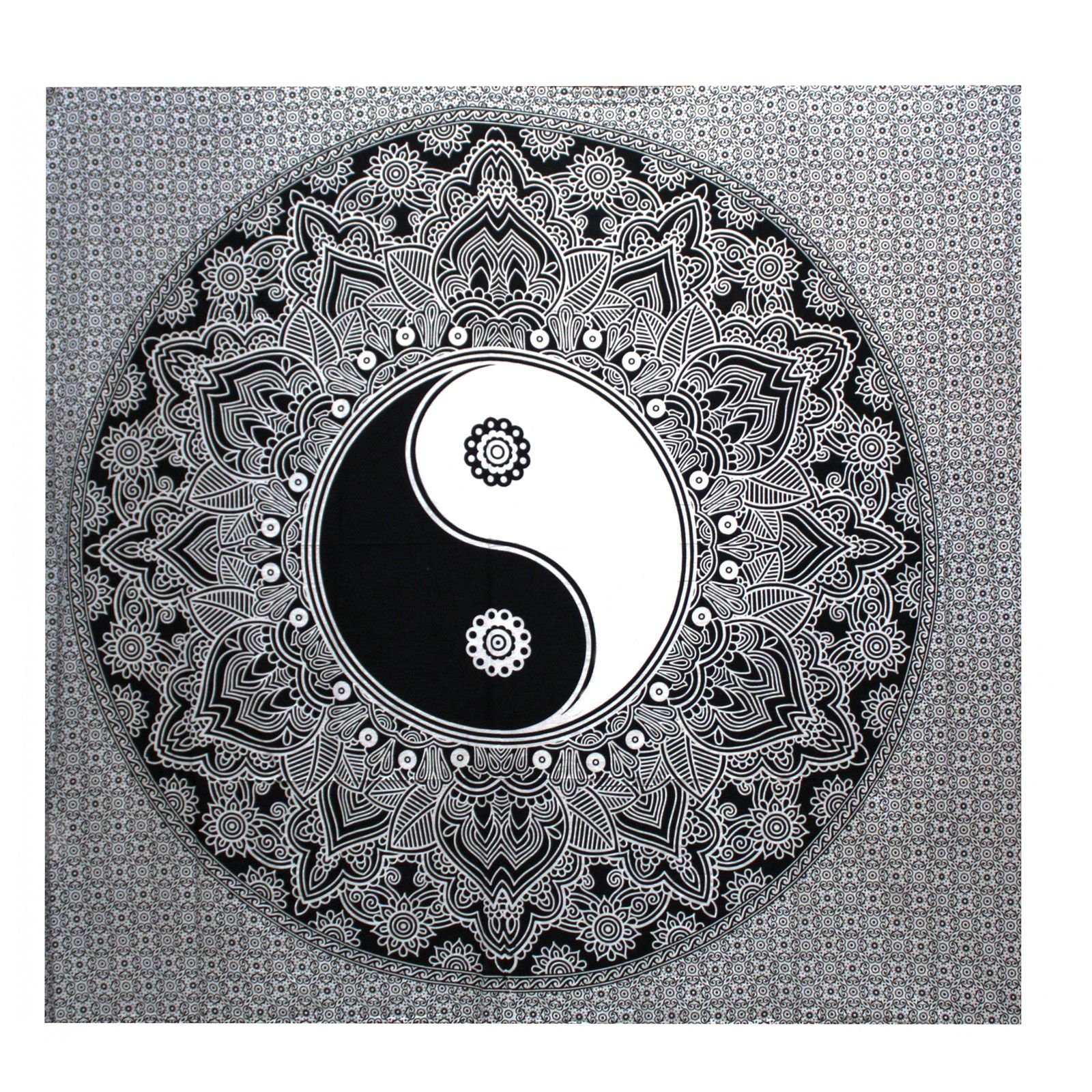 bG9jYWw6Ly9tZWRpYS9TUi9KQy82MFIzMEMxRzZNV0tKQ1NSL2U0YmJiOGQ4LmpwZWc.jpg Ancient Wisdom Black & White Double Cotton Bedspread + Wall Hanging - Ying Yang - Image 1
