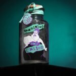 Disney: The Little Mermaid LED Light-Up Glass Jar - Ursula - Image 2