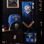 Harry Potter Alumni Blue Velvet Lunch Bag - Ravenclaw - Image 5