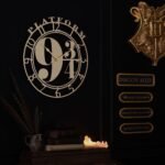 Harry Potter Alumni Gold Metal Wall Clock - Platform 9 3/4 - Image 2