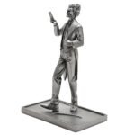 DC Comics: Batman - The Joker Resin Figurine - Image 4