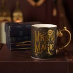 Harry Potter Alumni Collectable Black & Gold Ceramic Mug – Ministry Of Magic - Image 7