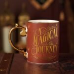 Harry Potter Alumni Collectable Burgundy & Gold Ceramic Mug - Hogsmeade Station - Image 6