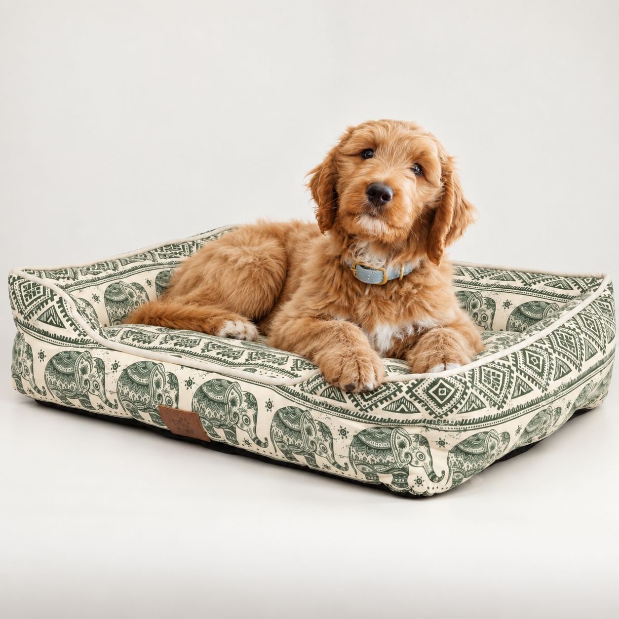 bG9jYWw6Ly9tZWRpYS85Uy9HRS82MFIzMEMxSjZSVktHRTlTLzA4NGEzNWM0LnBuZw.jpg PAW Lucky Elephant Design Cream & Green Pet Bed (60 × 50 × 14cm) - Image 1