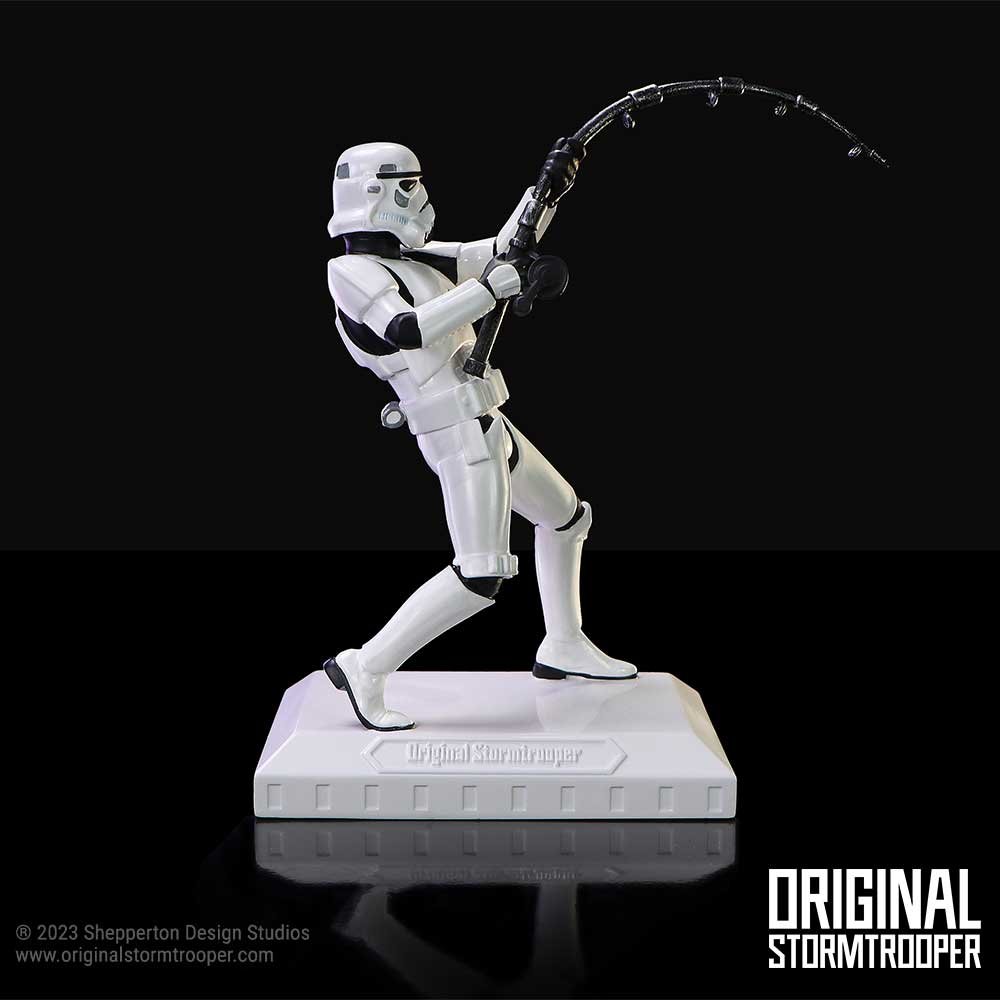 Original Stormtrooper - What a Catch Fishing Collectable Resin Figurine (15cm) 2 Original Stormtrooper - What a Catch Fishing Collectable Resin Figurine (15cm) - Image 1
