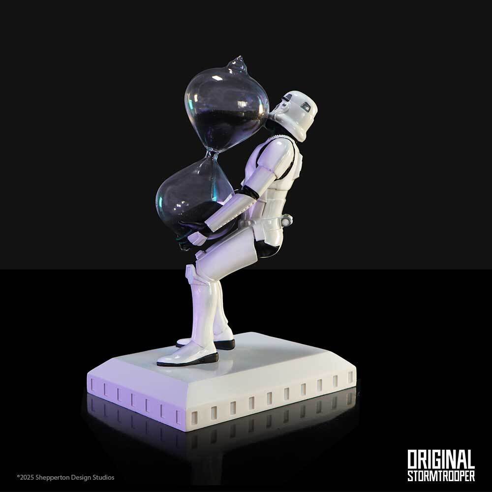Original Stormtrooper - Time's Up! Collectable Resin Sand Timer (17.5cm) - Image 2