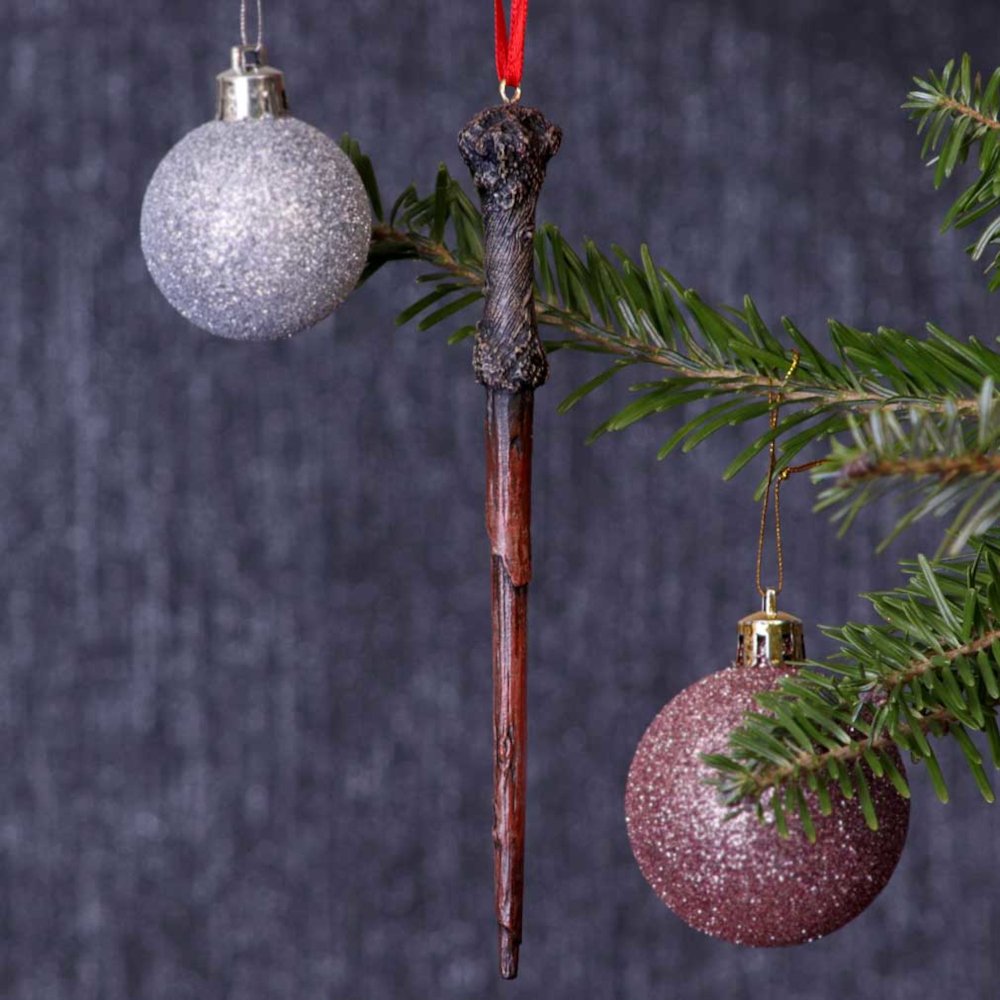 Harry Potter - Harry's Wand Hanging Festive Resin Ornament (15cm) - Image 2