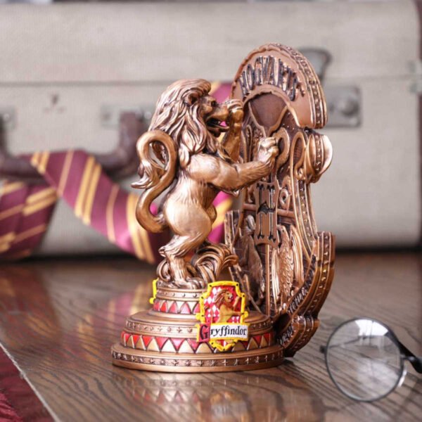 Harry Potter - Gryffindor Resin Bookend (20cm)