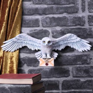 Harry Potter - Hedwig Owl Resin Wall Plaque (45cm)
