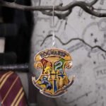 Harry Potter - Hogwarts Crest Hanging Festive Decorative Ornament (8cm)