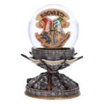 Harry Potter - Hogwarts Wand Resin & Glass Snow Globe (17.5cm) - Image 5