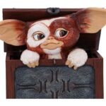 Gremlins - Gizmo 'You Are Ready' Resin Figurine (12.2cm) - Image 2