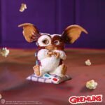 Gremlins - Gizmo with 3D Glasses Resin Figurine (14.5cm)