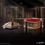 Harry Potter - Hogwarts Bronze Resin Trinket Box (13cm)