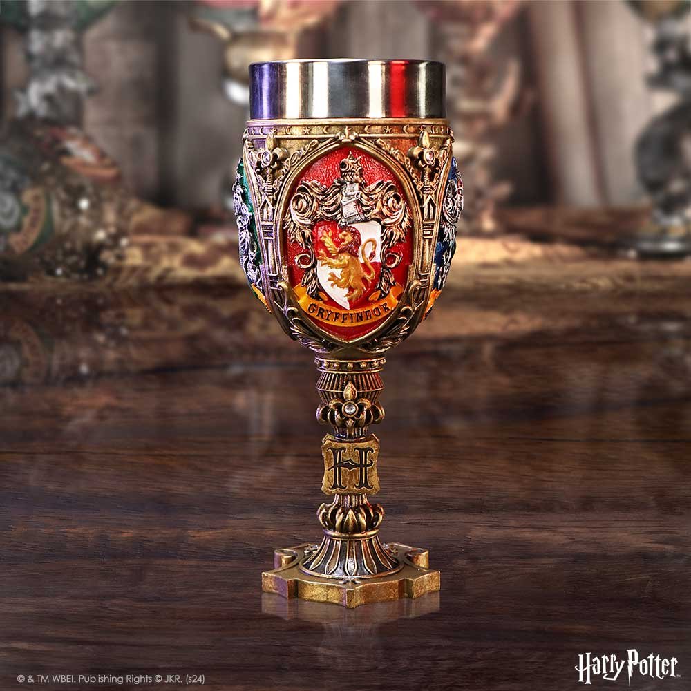 b6917c24 Harry Potter - Four Hogwarts House Crests Collectable Resin Goblet (19.7cm) Harry Potter - Four Hogwarts House Crests Collectable Resin Goblet (19.7cm) - Image 1