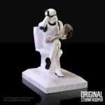 Original Stormtrooper - Pooper Trooper On Toilet Collectable Resin Figurine (14cm) - Image 2
