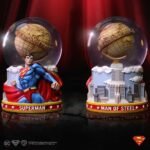 DC: Superman - The Daily Planet Resin Snow Globe (15.2cm) - Image 2