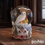 Harry Potter - Hogsmeade Village Resin & Glass Snow Globe (14.6cm)
