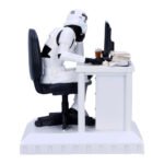 Original Stormtrooper - Slave to the Wage Collectable Resin Figurine (13.7cm) - Image 6