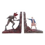 Stranger Things - The Upside Down Resin Bookends (17.7cm) - Image 5
