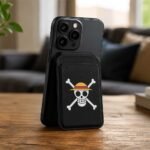 One Piece - Luffy Jolly Roger Black MagSafe Card Holder (10.2cm)